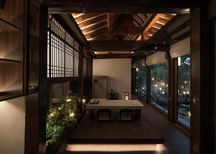 Bukchon Premium Hanok Cheongsudang